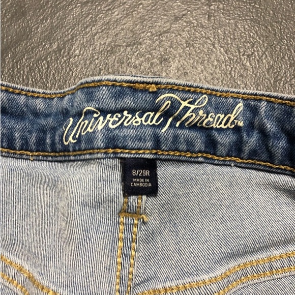 Universal Thread Distressed Denim Shorts - Picture 2 of 3